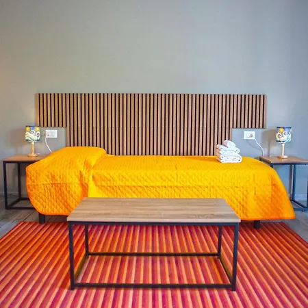 Large Apartment, Free Parking, River View * Lecco